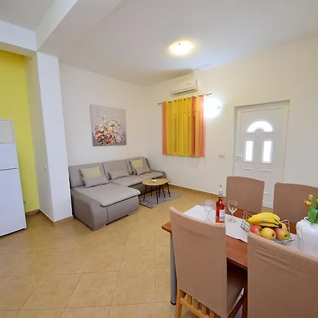 Holiday home Meri By Interhome Seget Donji