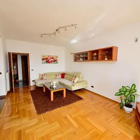 Meri By Interhome 度假居 *