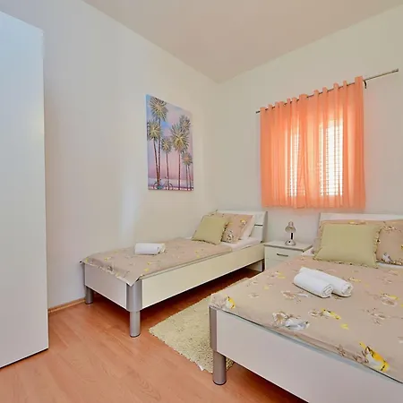 Meri By Interhome 度假居 *